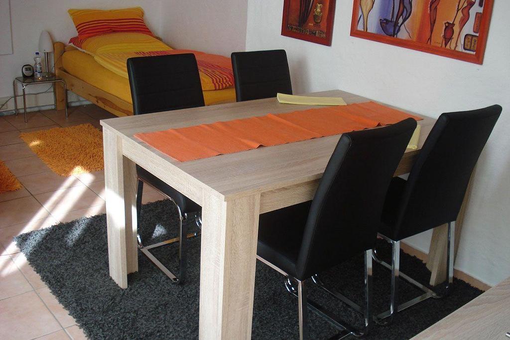 2-Zimmer-Appartement-Seerose Pliezhausen Bagian luar foto